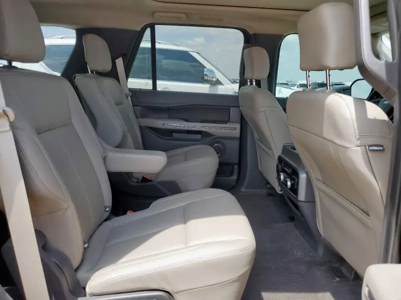 2020 FORD EXPEDITION XLT  