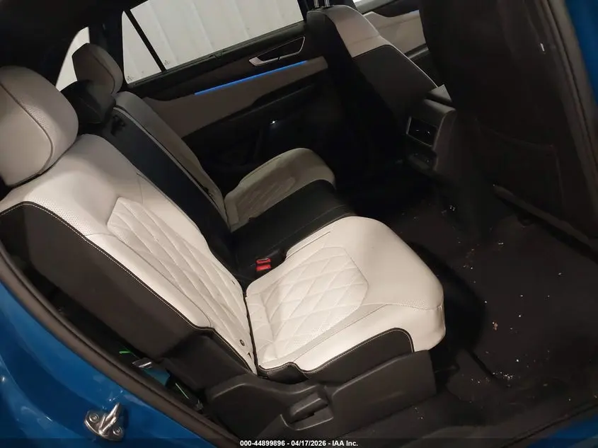 2025 VOLKSWAGEN ATLAS CROSS SPORT 2.0T SEL PREMIUM R-LINE