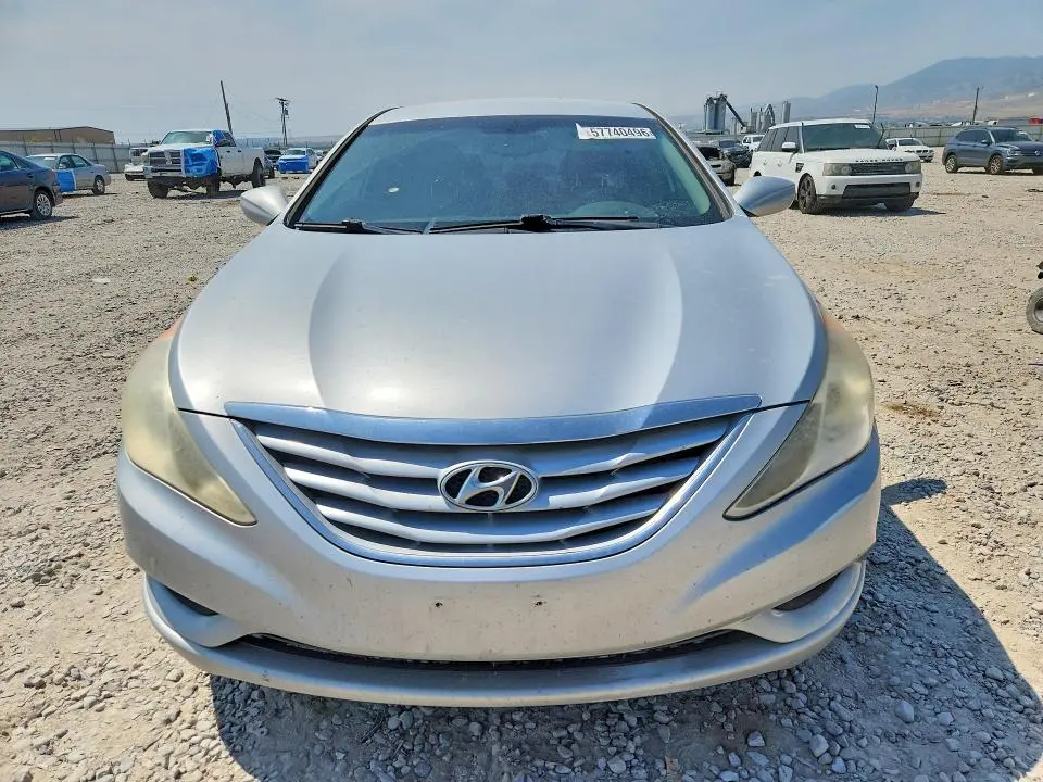 2012 HYUNDAI SONATA GLS  