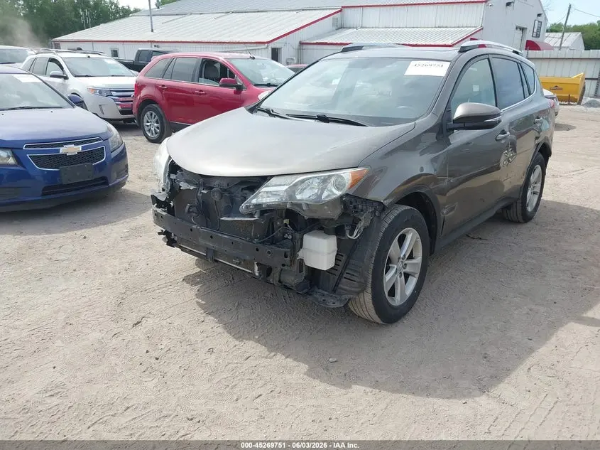2014 TOYOTA RAV4 XLE