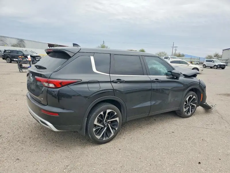 2024 MITSUBISHI OUTLANDER SE  