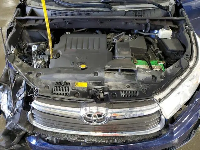 2014 TOYOTA HIGHLANDER XLE  