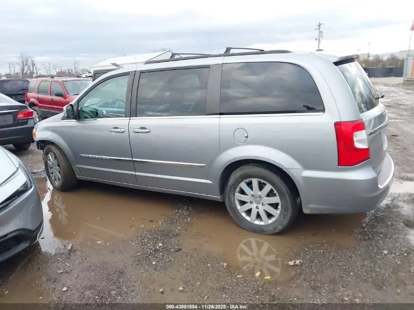 2016 CHRYSLER TOWN & COUNTRY TOURING