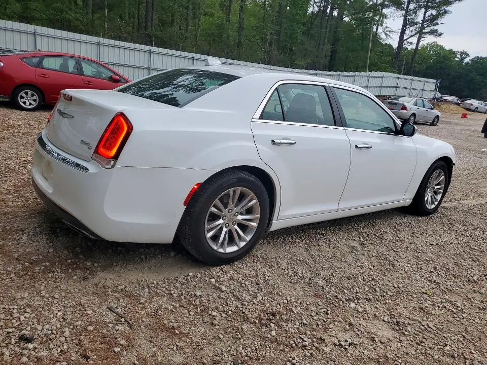 2015 CHRYSLER 300C   