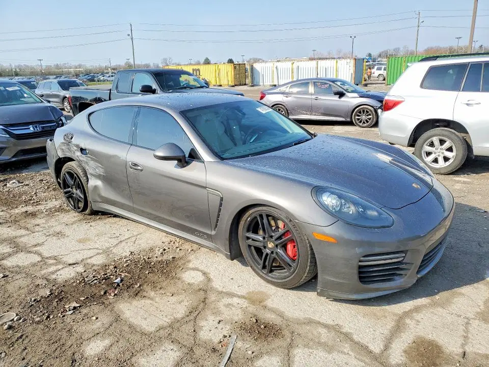 2015 PORSCHE PANAMERA GTS  