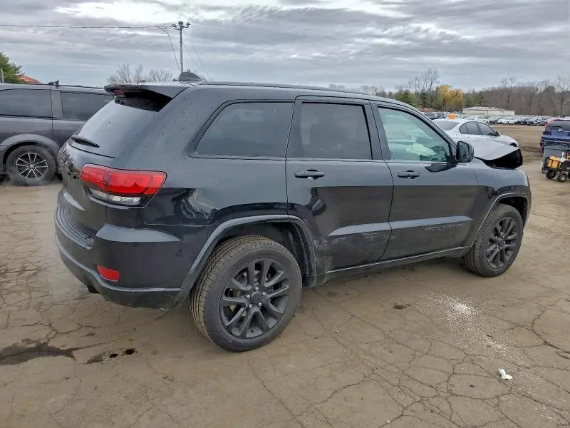2020 JEEP GRAND CHEROKEE LAREDO  