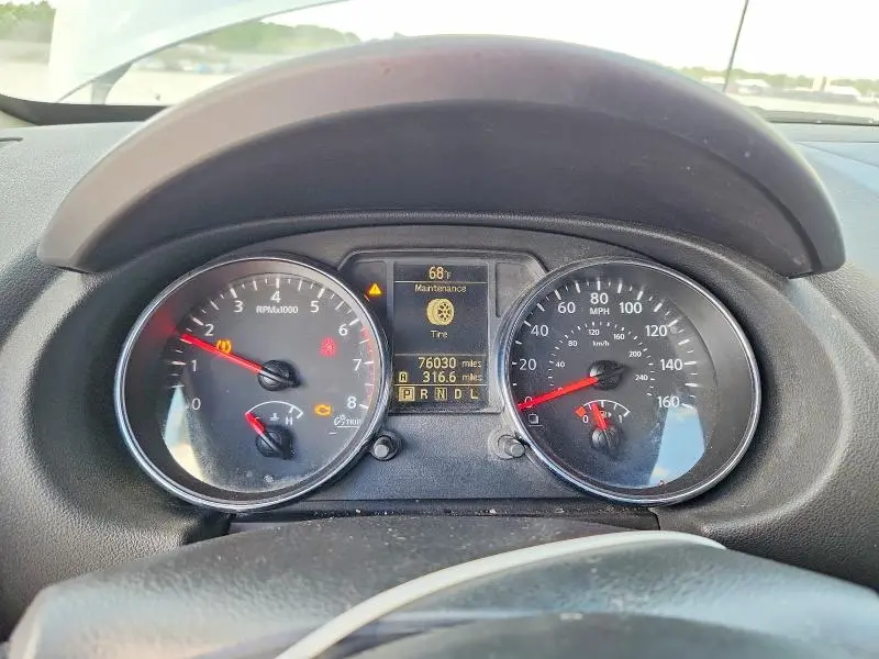 2013 NISSAN ROGUE S  
