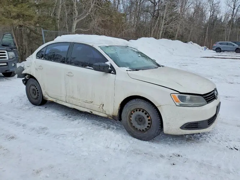2013 VOLKSWAGEN JETTA BASE  