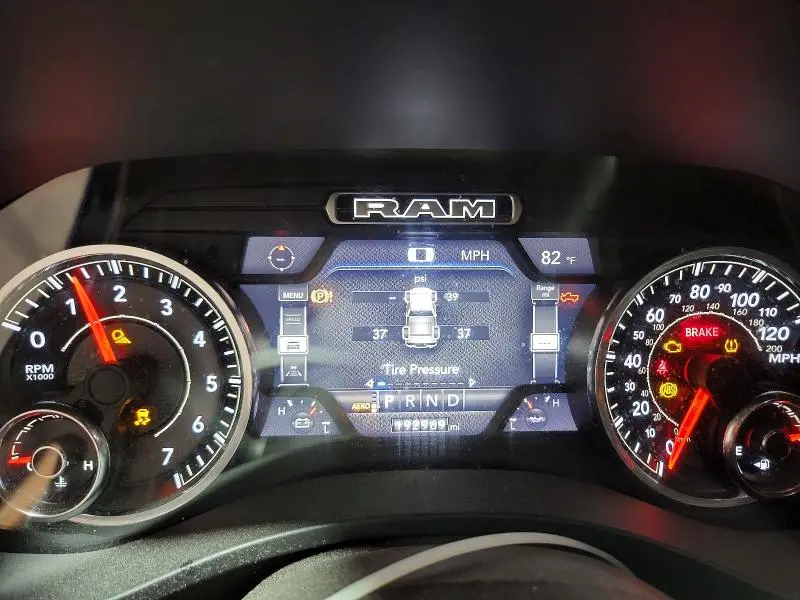 2019 RAM 1500 LARAMIE  