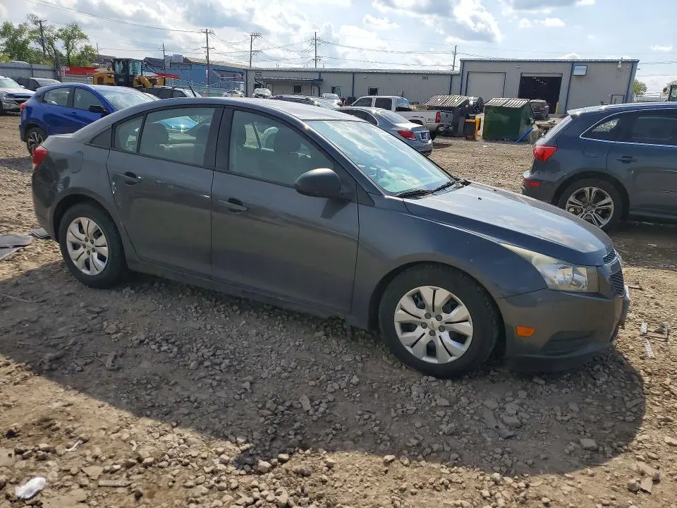 2013 CHEVROLET CRUZE LS  
