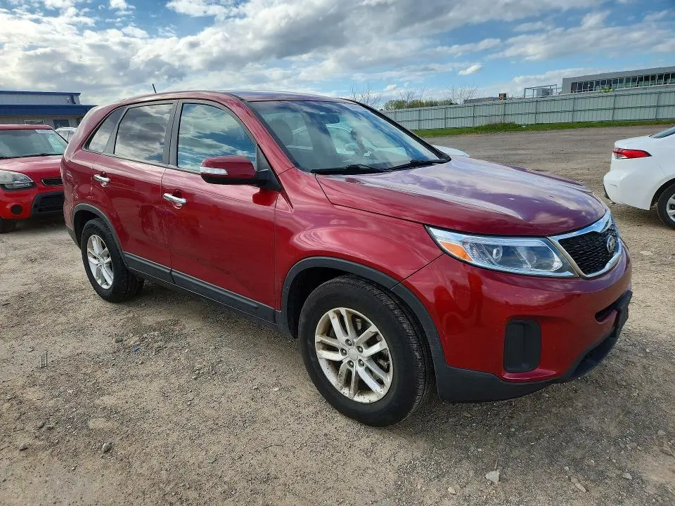 2015 KIA SORENTO LX  
