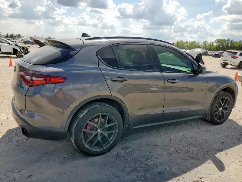 2019 ALFA ROMEO STELVIO   
