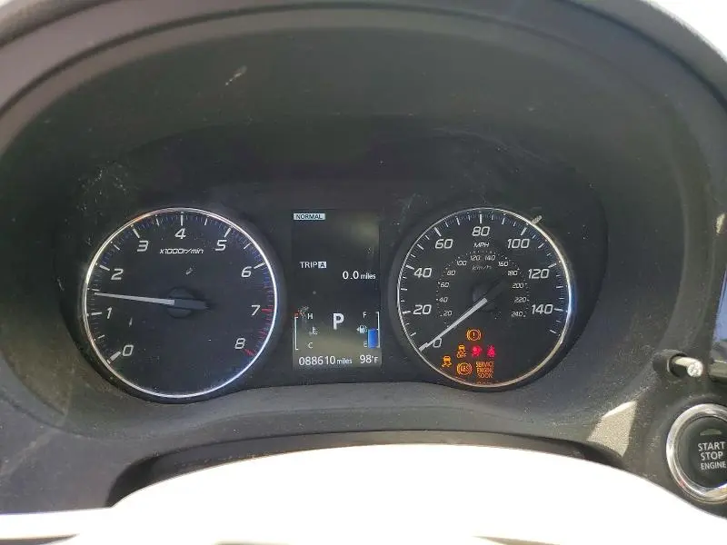 2019 MITSUBISHI OUTLANDER SE  