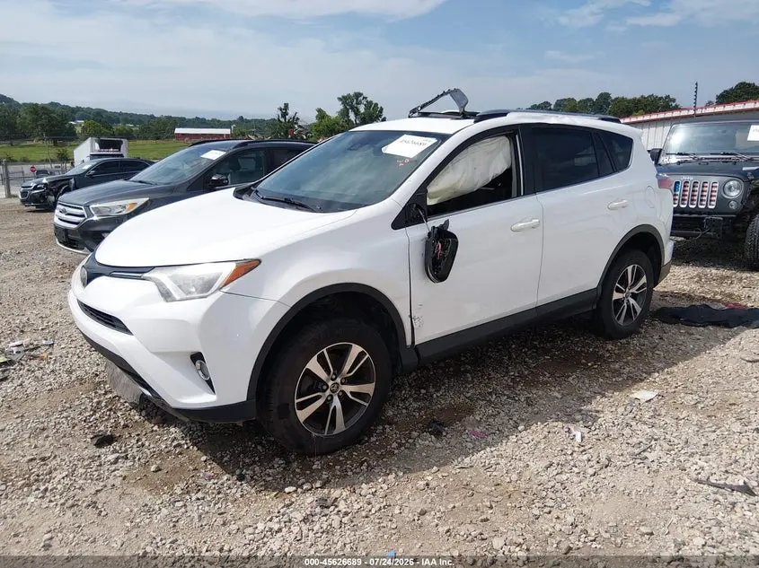2017 TOYOTA RAV4 XLE