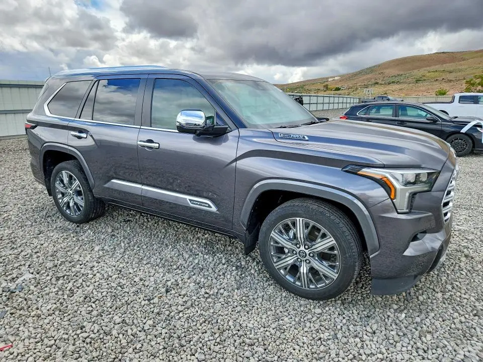 2024 TOYOTA SEQUOIA CAPSTONE  