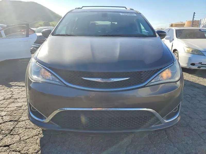 2017 CHRYSLER PACIFICA TOURING L  