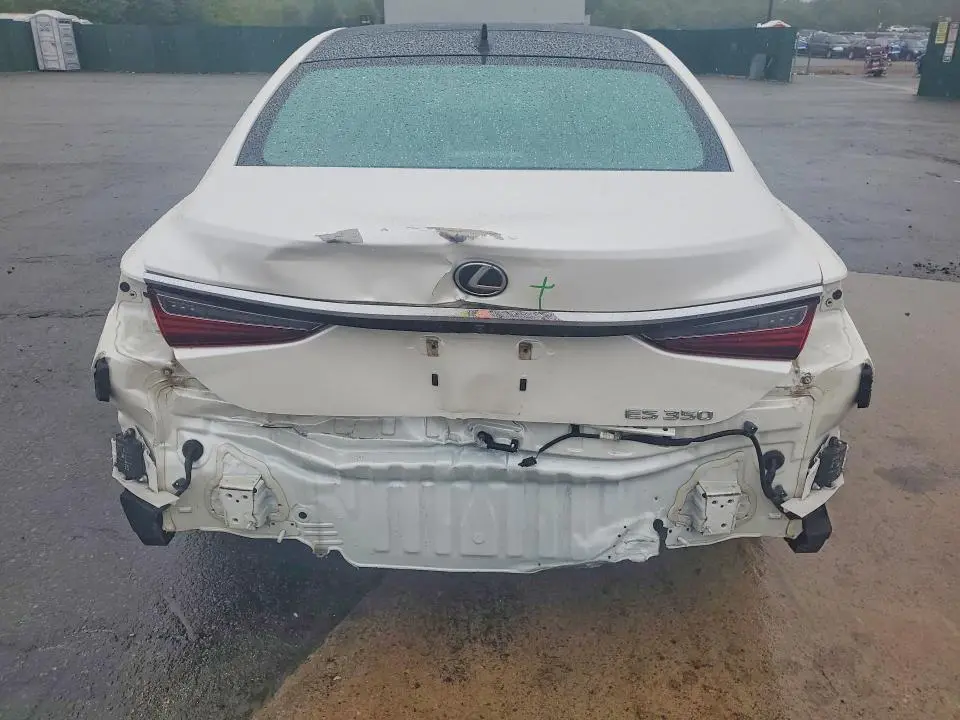 2019 LEXUS ES 350  