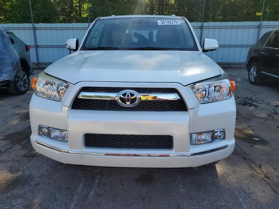 2013 TOYOTA 4RUNNER SR5  