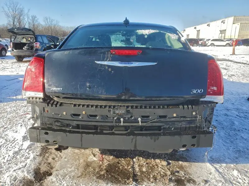 2019 CHRYSLER 300 LIMITED  