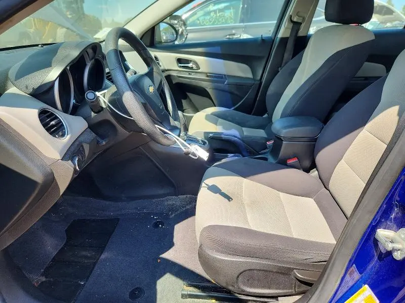 2012 CHEVROLET CRUZE LS  