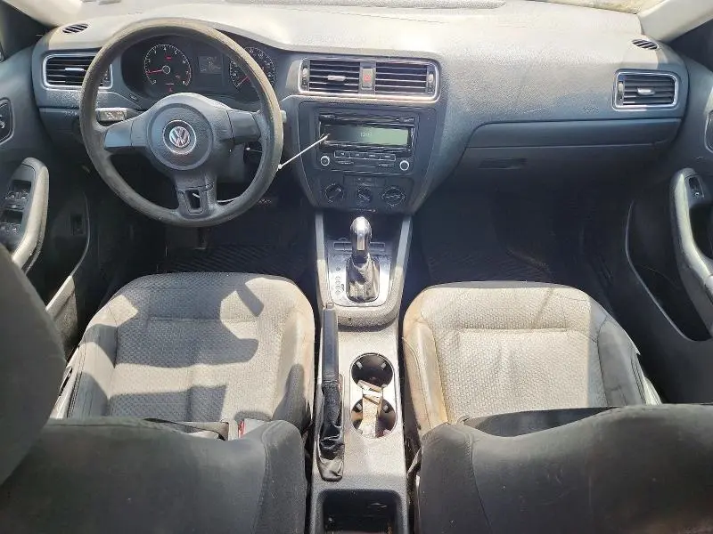 2013 VOLKSWAGEN JETTA BASE  