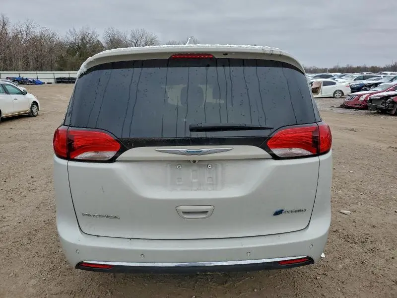 2019 CHRYSLER PACIFICA HYBRID LIMITED  