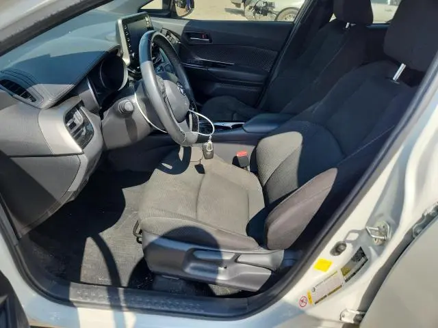 2019 TOYOTA C-HR XLE  