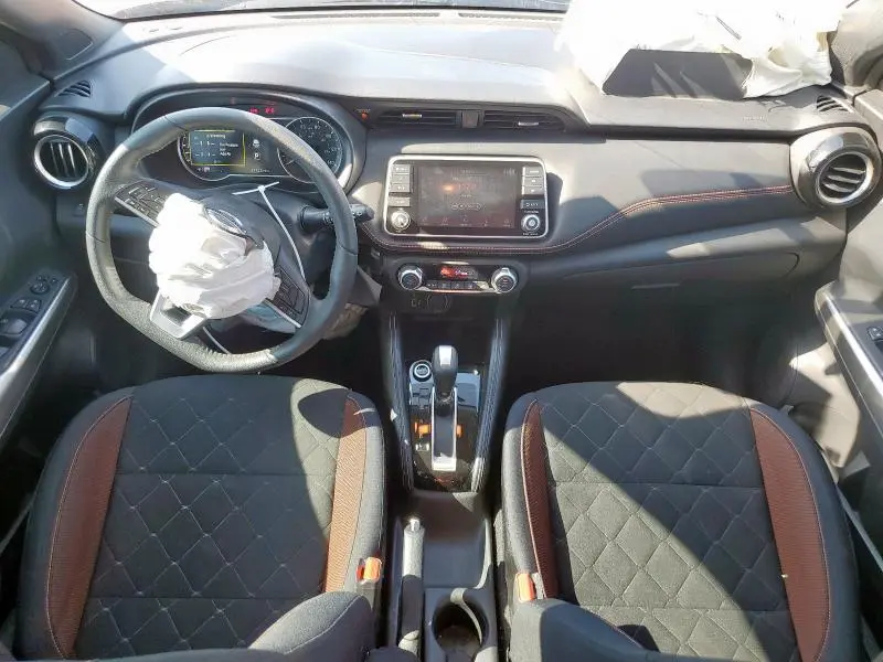 2018 NISSAN KICKS S  