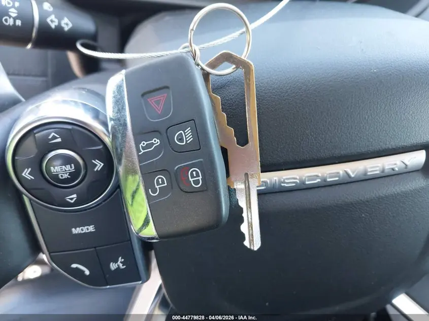 2017 LAND ROVER DISCOVERY HSE LUXURY
