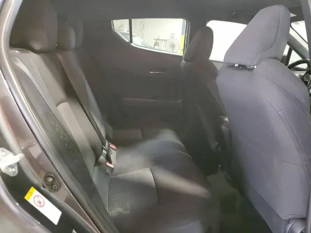 2018 TOYOTA C-HR XLE  