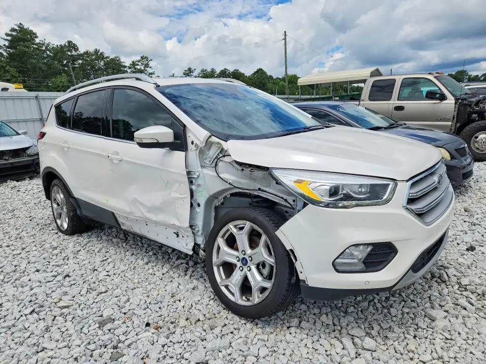 2018 FORD ESCAPE TITANIUM  