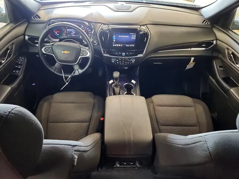 2023 CHEVROLET TRAVERSE LT  