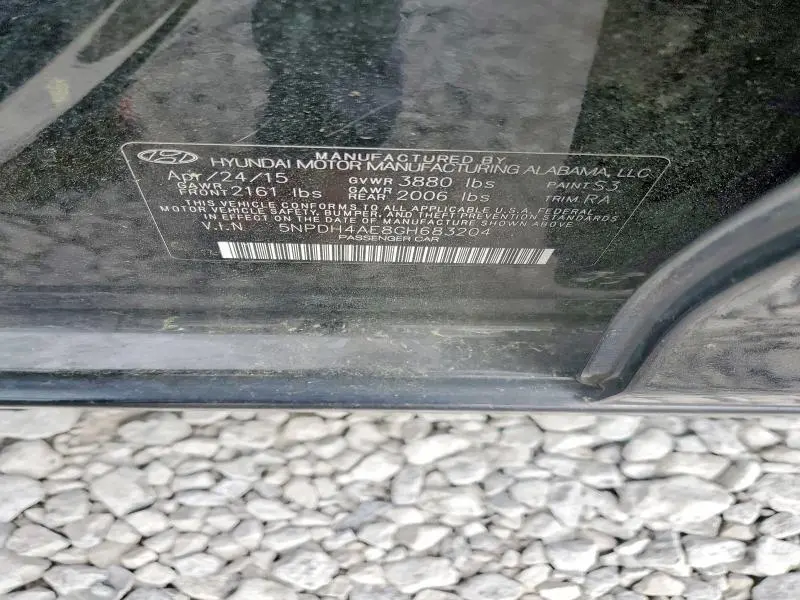 2016 HYUNDAI ELANTRA SE  