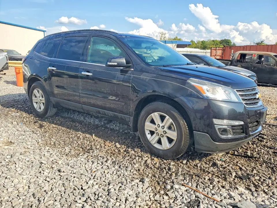 2014 CHEVROLET TRAVERSE LT  