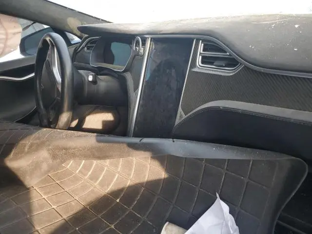 2015 TESLA MODEL S 85D  