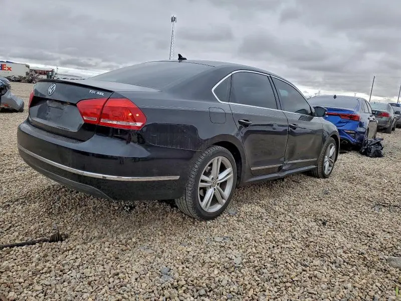 2013 VOLKSWAGEN PASSAT SEL  