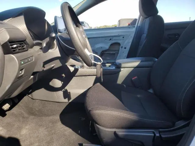 2025 NISSAN SENTRA SV  