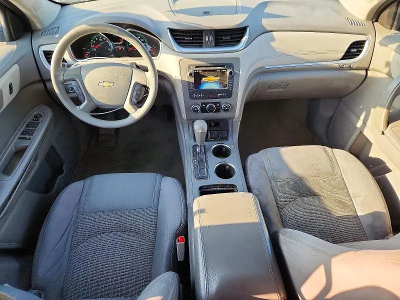 2016 CHEVROLET TRAVERSE LS  
