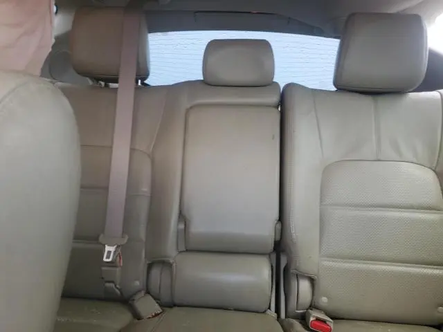2012 NISSAN MURANO S  