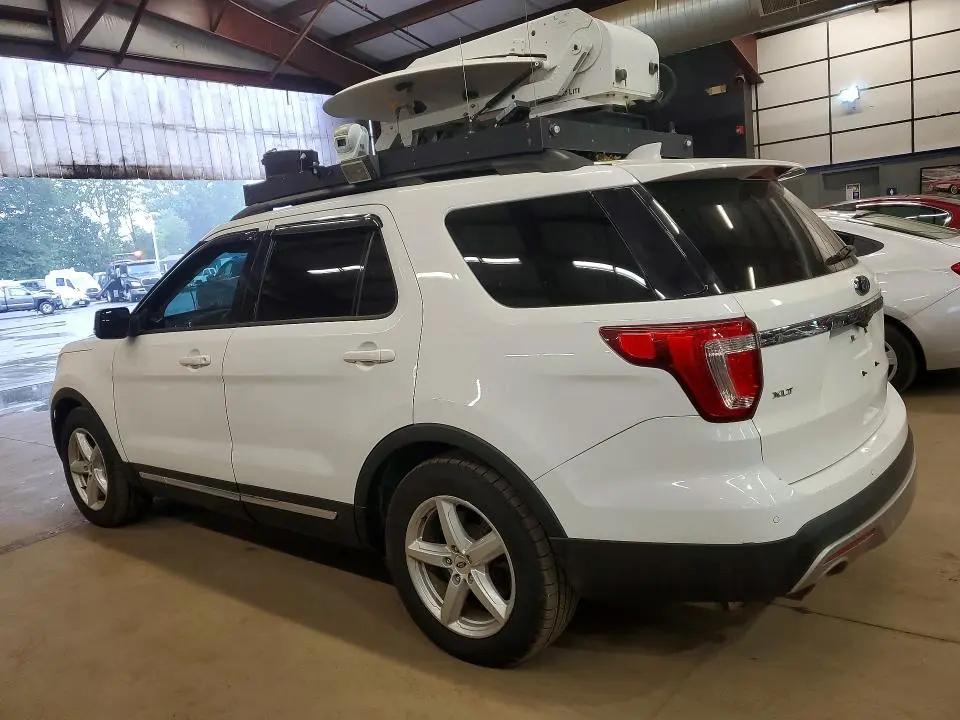 2017 FORD EXPLORER XLT  