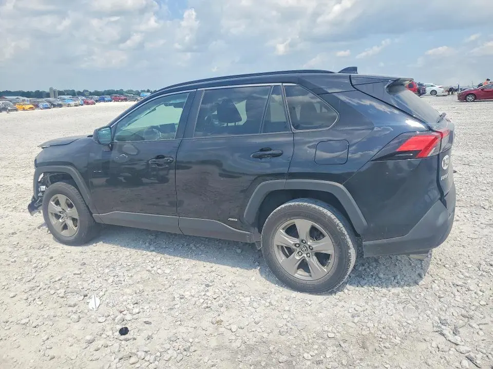 2024 TOYOTA RAV4 LE  