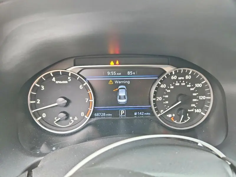 2022 NISSAN ALTIMA SR  