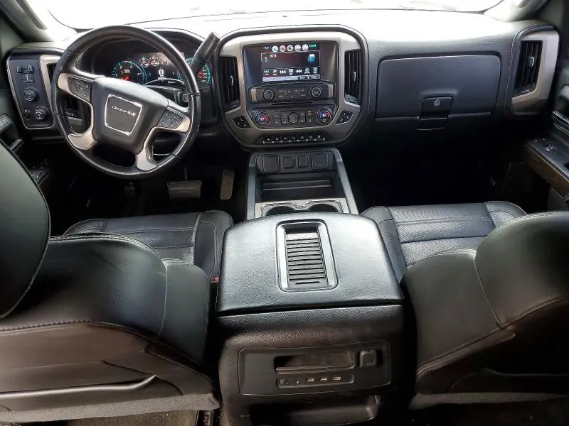 2017 GMC SIERRA K2500 DENALI  