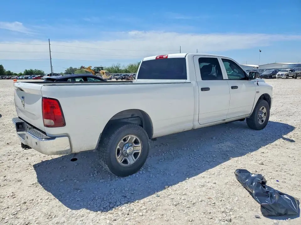 2016 RAM 2500 ST  