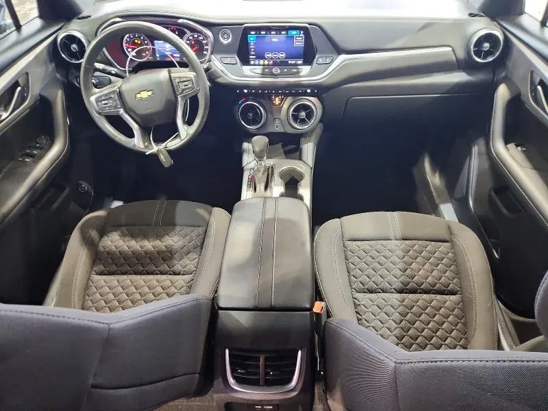 2022 CHEVROLET BLAZER 2LT  