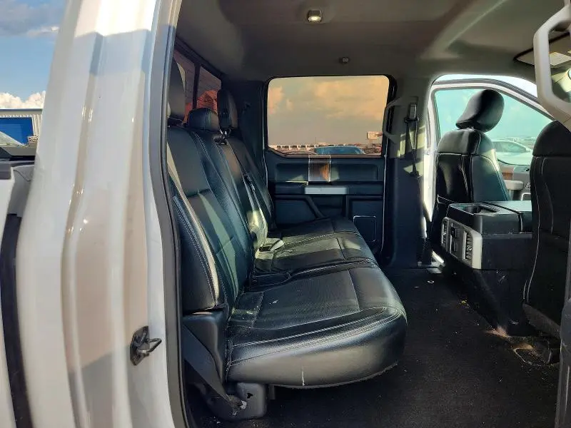 2015 FORD F150 SUPERCREW  