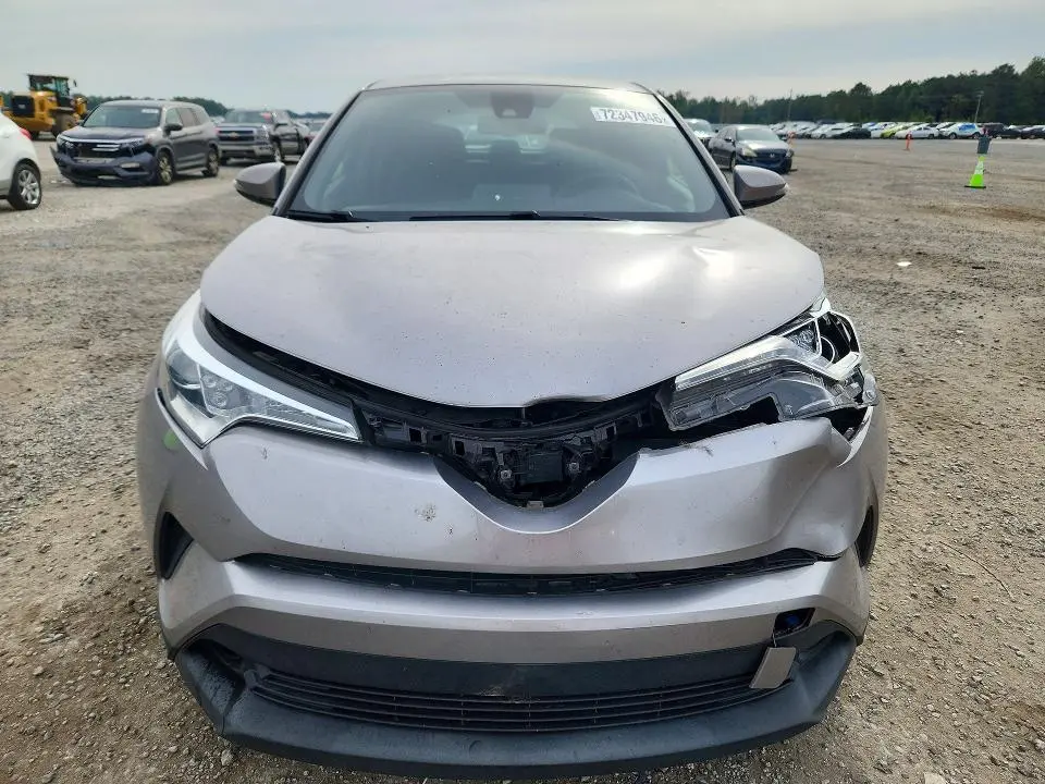 2018 TOYOTA C-HR XLE  