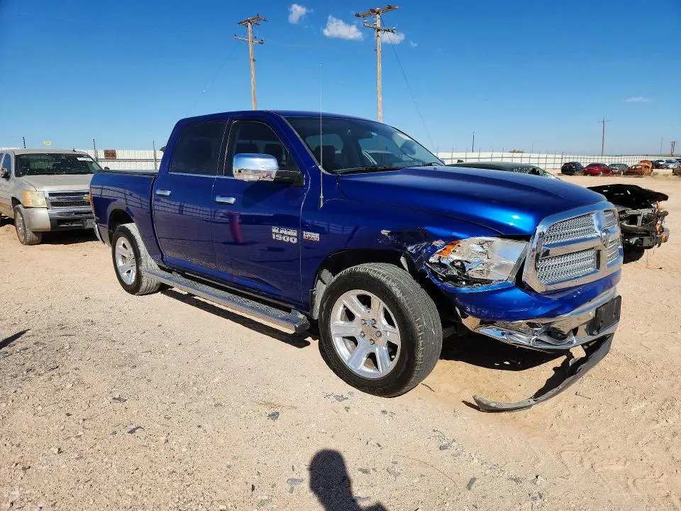 2017 RAM 1500 SLT  