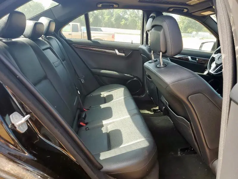 2012 MERCEDES-BENZ C 250  