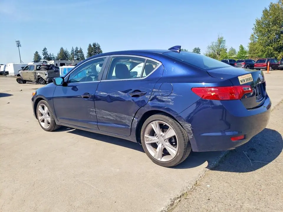 2013 ACURA ILX 20 PREMIUM  